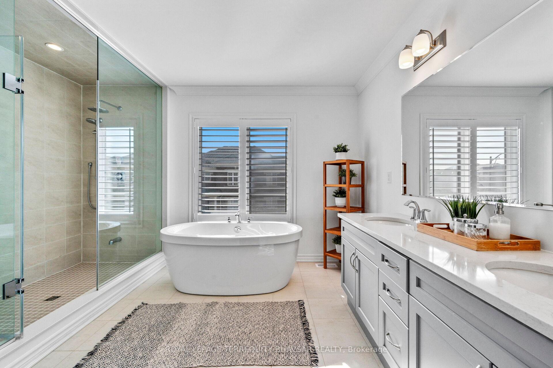 Photo 31 of 533 Kennedy Circle W, Milton, Cobban — HOMEH