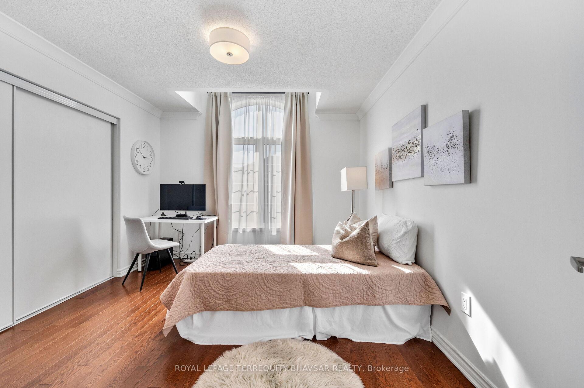 Photo 35 of 533 Kennedy Circle W, Milton, Cobban — HOMEH