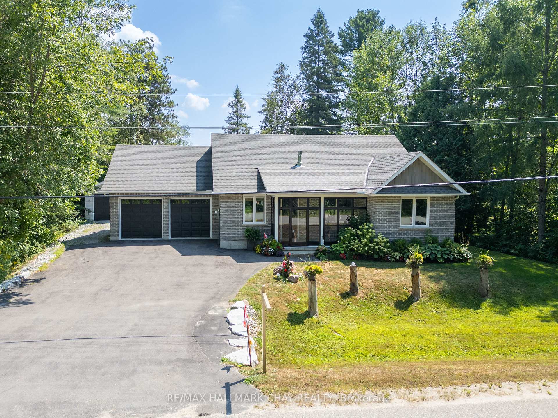 Photo 1 of 7249 Davy Drive, Ramara, Rural Ramara — HOMEH