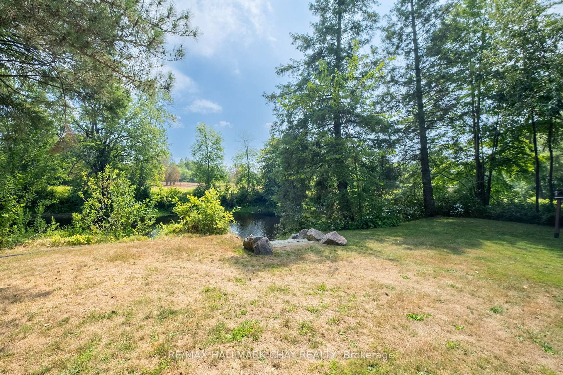Photo 3 of 7249 Davy Drive, Ramara, Rural Ramara — HOMEH