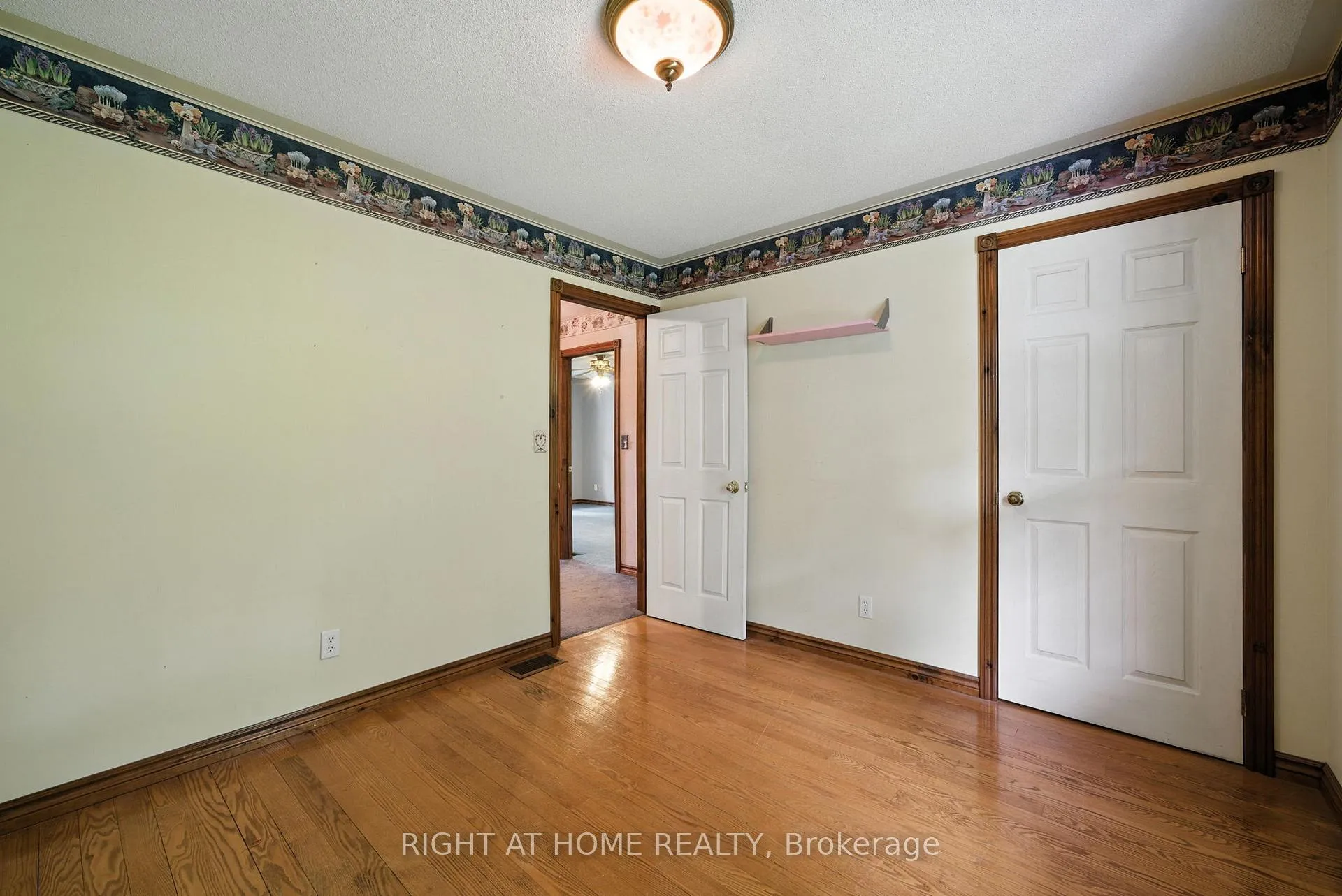 Photo 23 of 66 Zion Road, Quinte West, Murray Ward — HOMEH