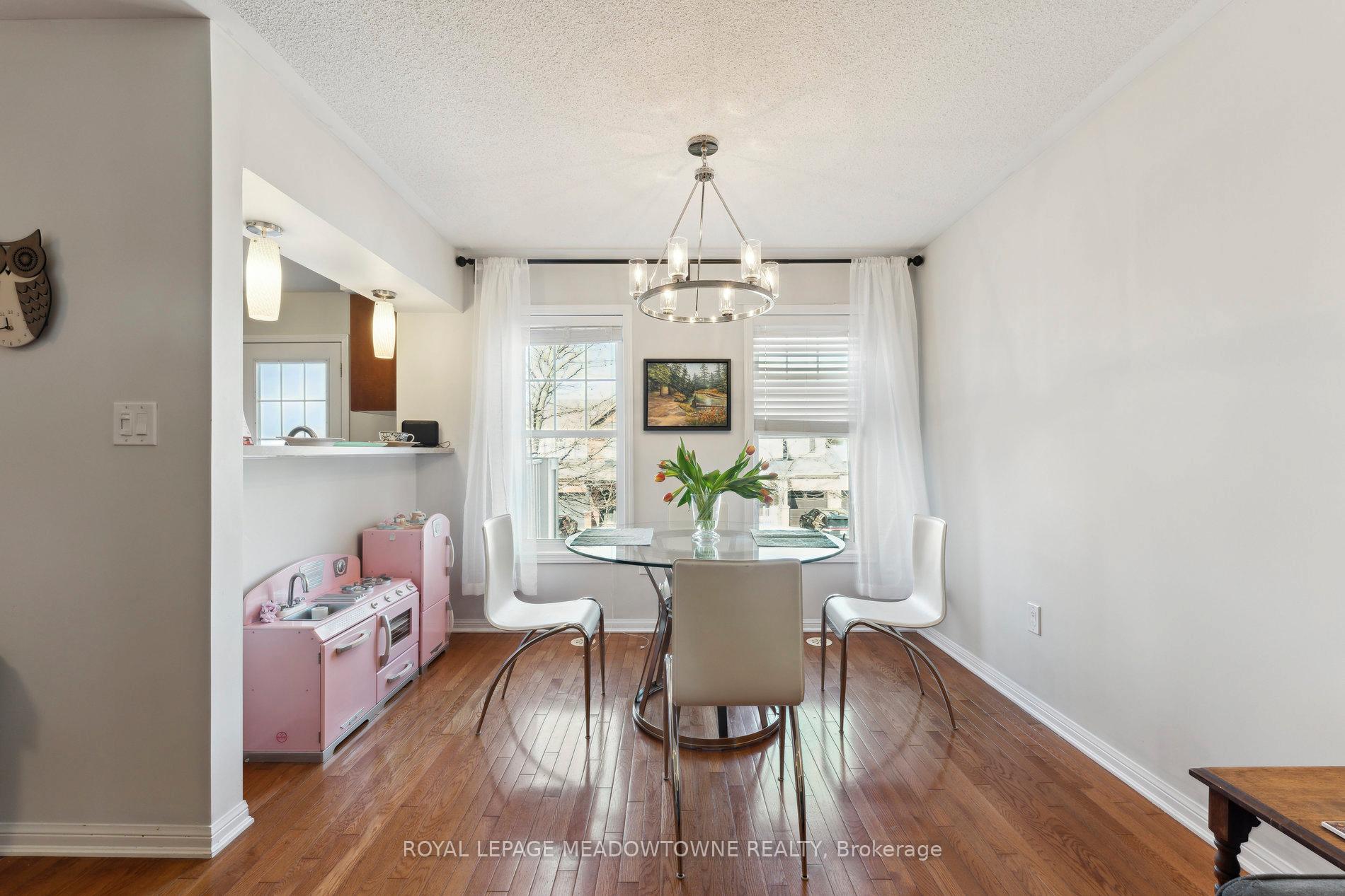 Photo 17 of 62 Gleave Terrace, Milton, Harrison — HOMEH