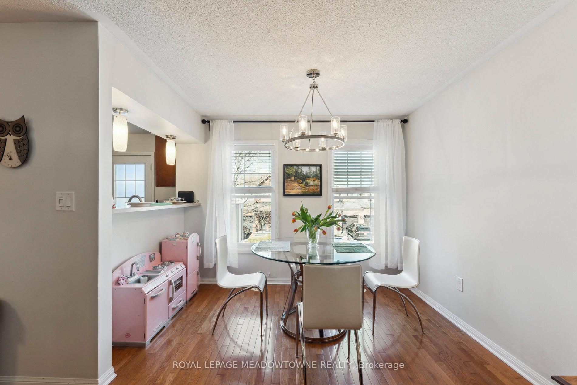 Photo 19 of 62 Gleave Terrace, Milton, Harrison — HOMEH