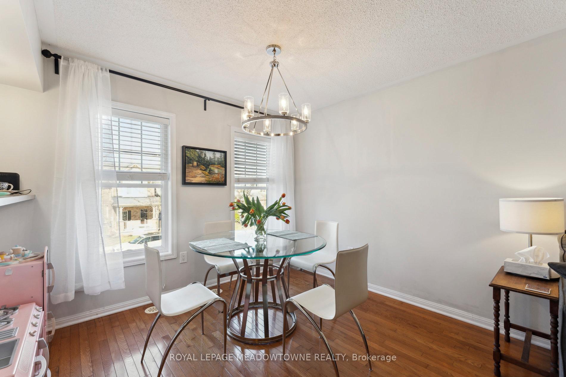 Photo 20 of 62 Gleave Terrace, Milton, Harrison — HOMEH
