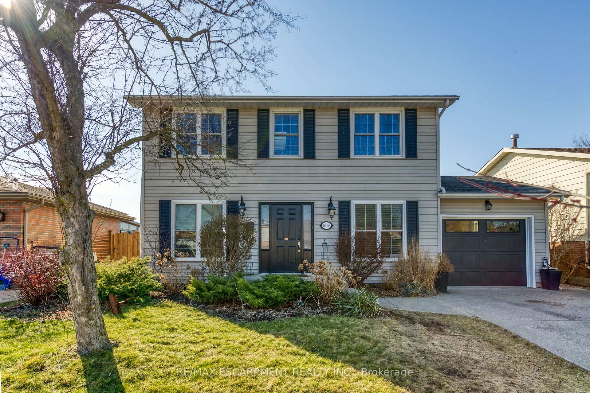 Front of 7663 Ronnie Crescent