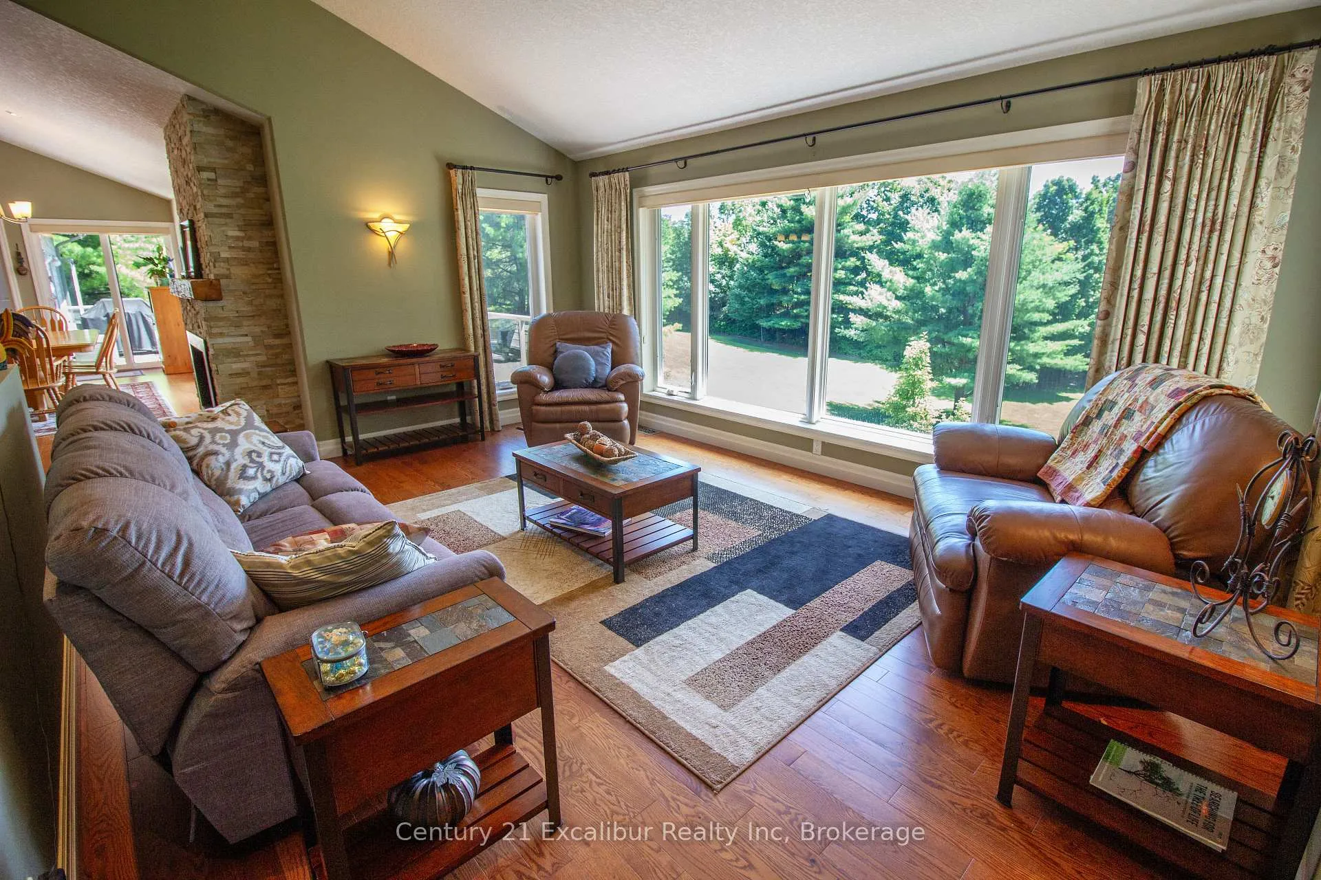 Photo 19 of 7525 Wellington Rd 36, Puslinch, Morriston — HOMEH