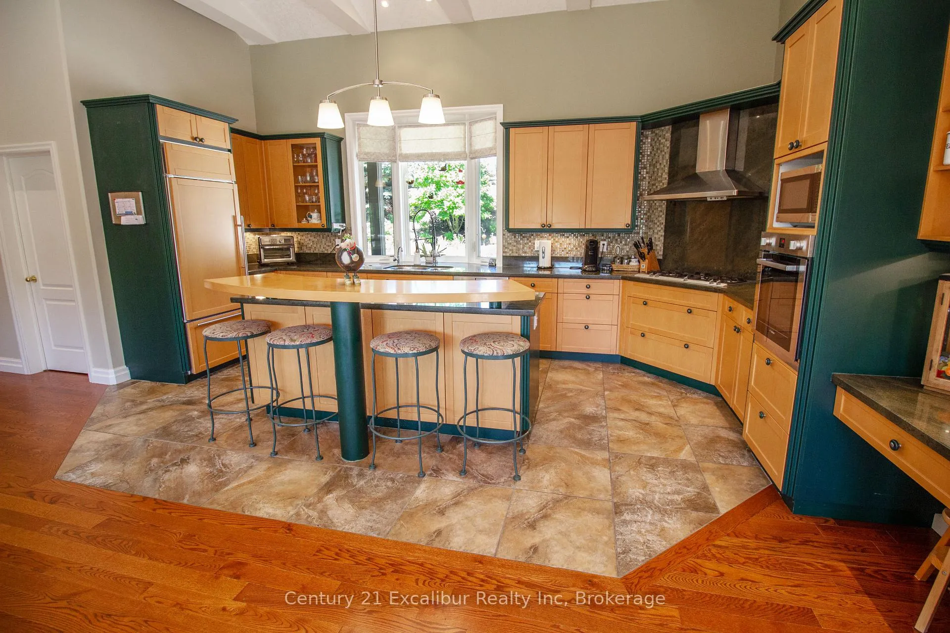 Photo 21 of 7525 Wellington Rd 36, Puslinch, Morriston — HOMEH