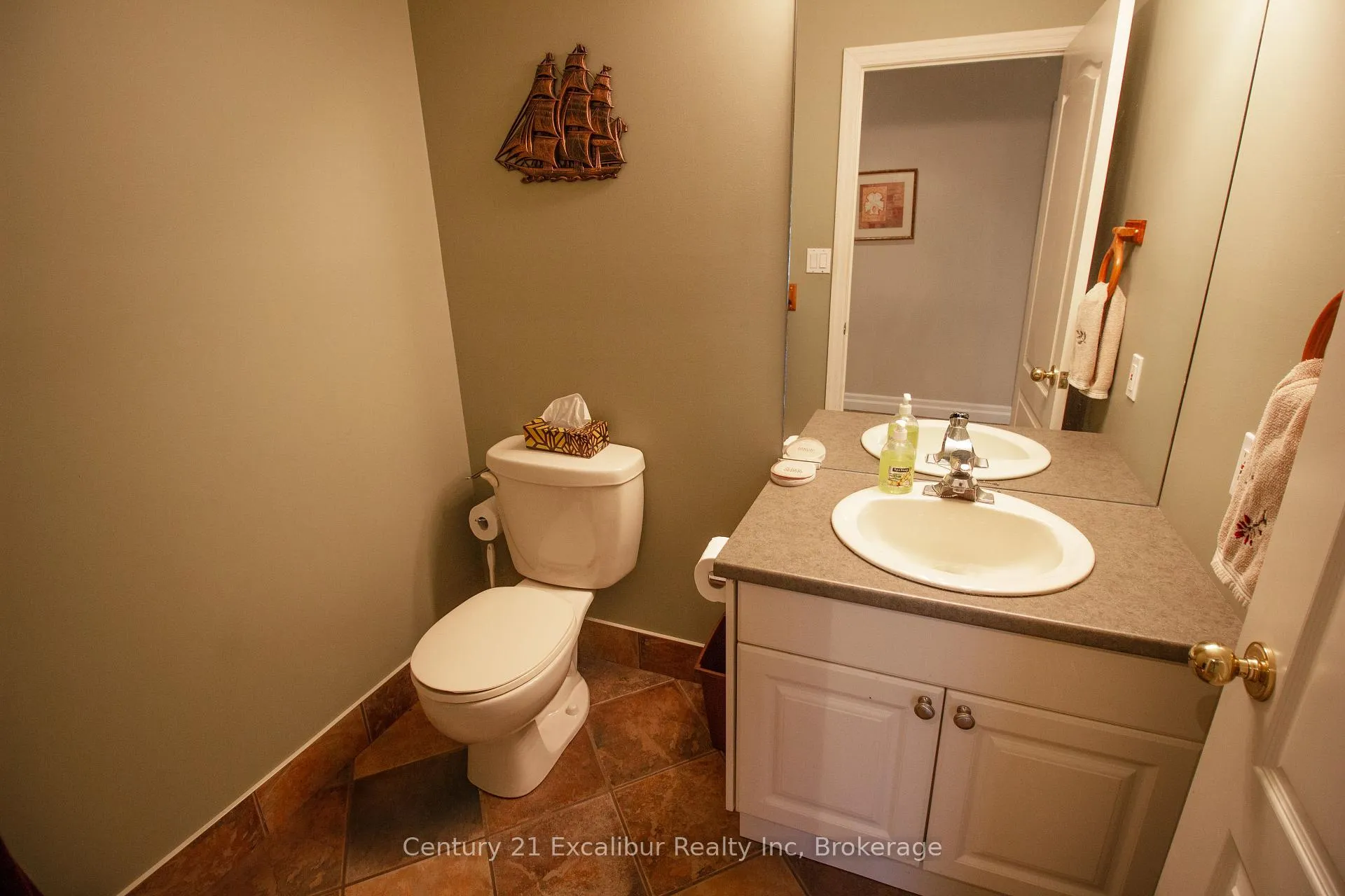 Photo 24 of 7525 Wellington Rd 36, Puslinch, Morriston — HOMEH