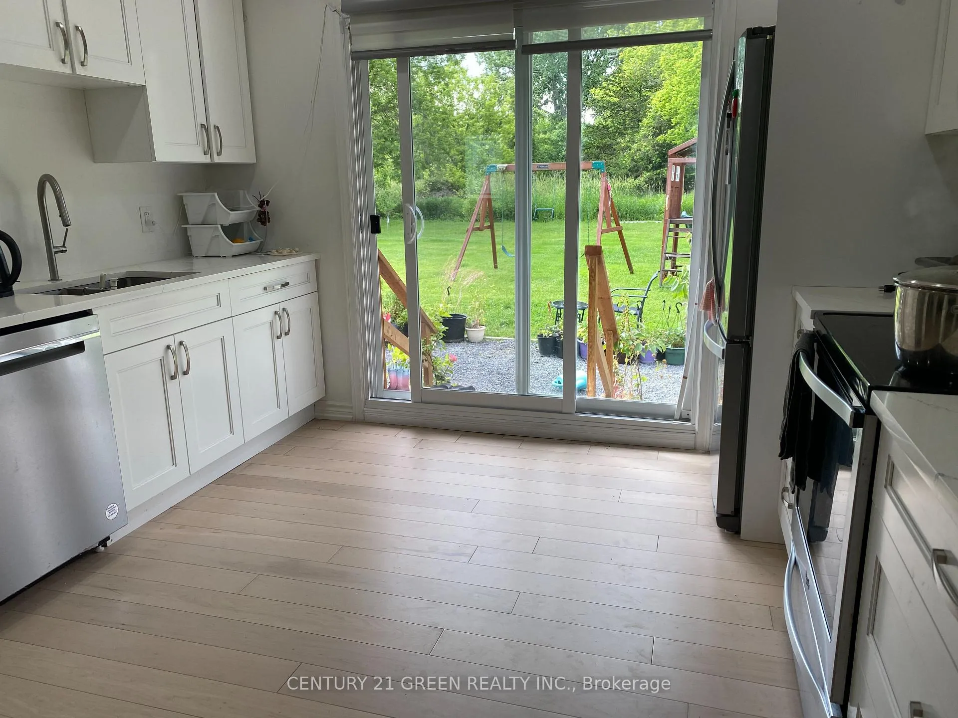 Photo 17 of Unit Unit 6 & 8, 486 County Rd 40, Quinte West, Murray Ward — HOMEH