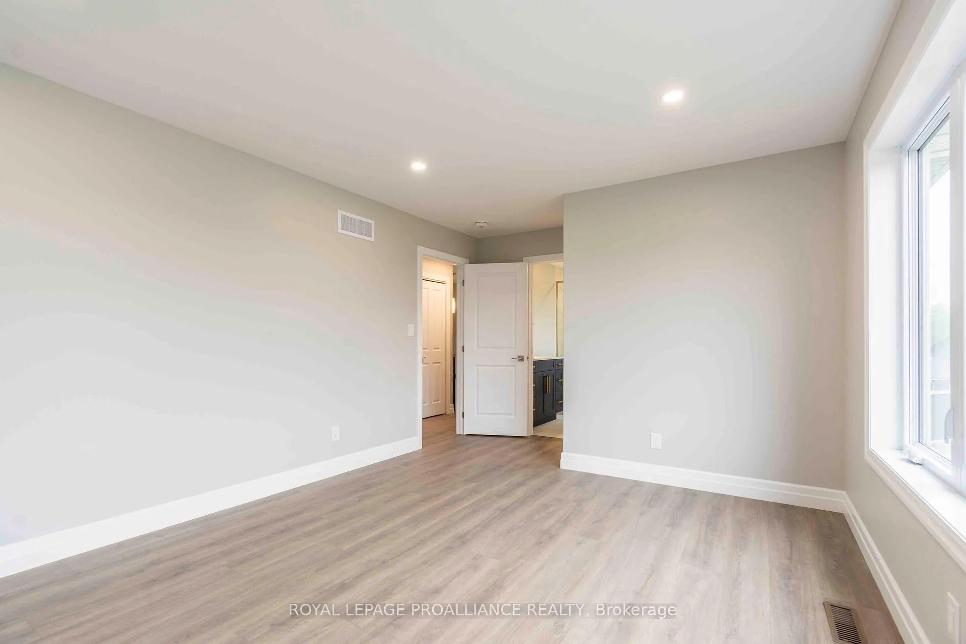 Photo 13 of 61 Meagan Lane, Quinte West, Frankford Ward — HOMEH
