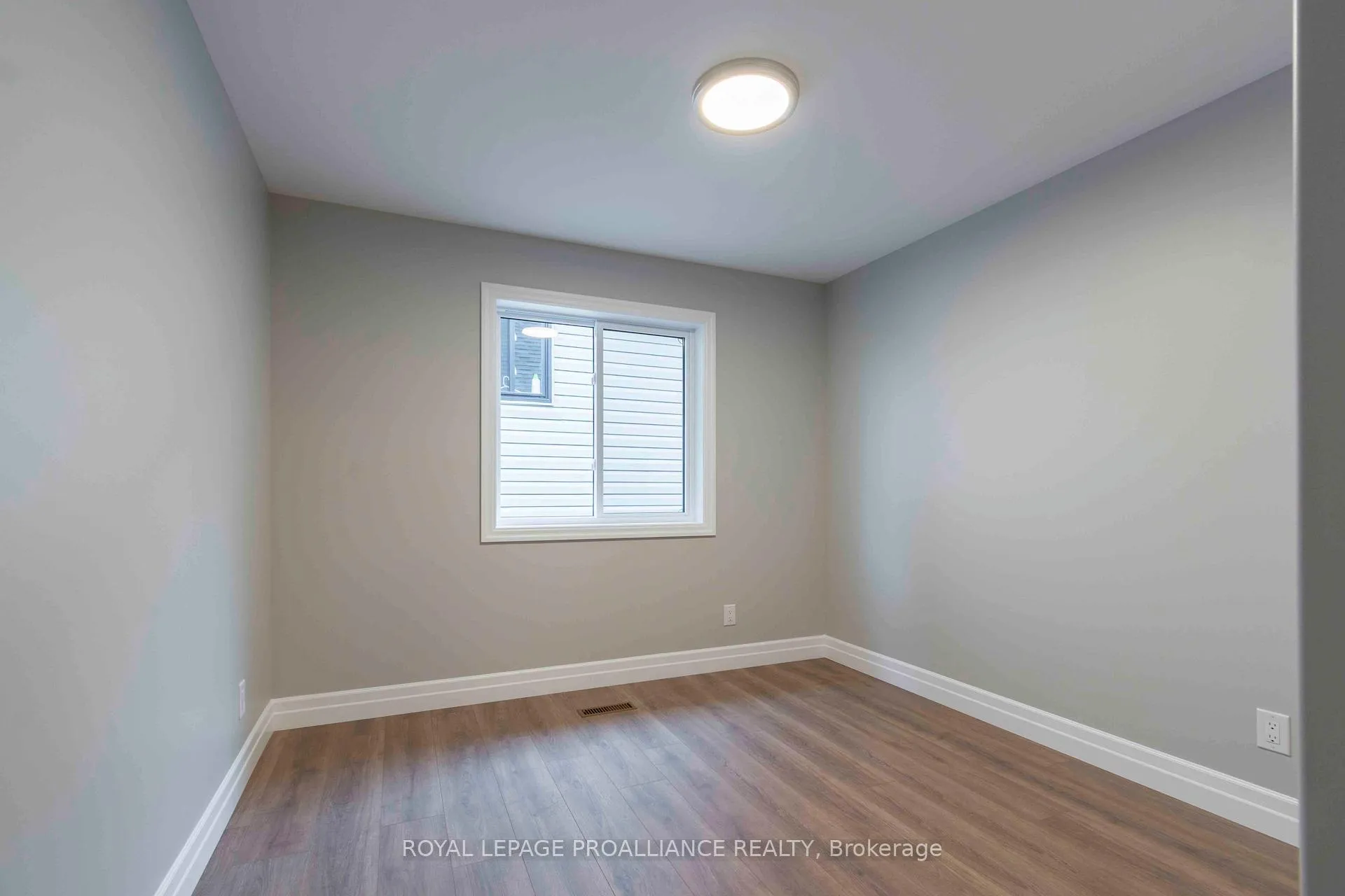 Photo 16 of 61 Meagan Lane, Quinte West, Frankford Ward — HOMEH