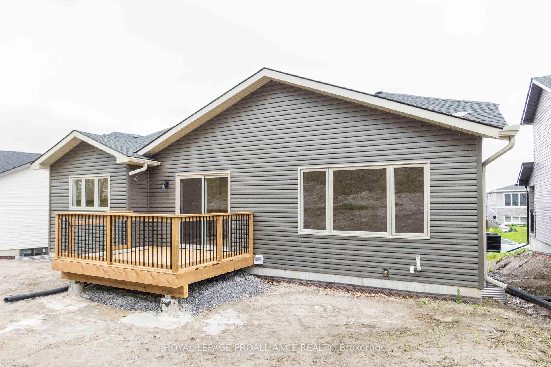 Photo 22 of 61 Meagan Lane, Quinte West, Frankford Ward — HOMEH