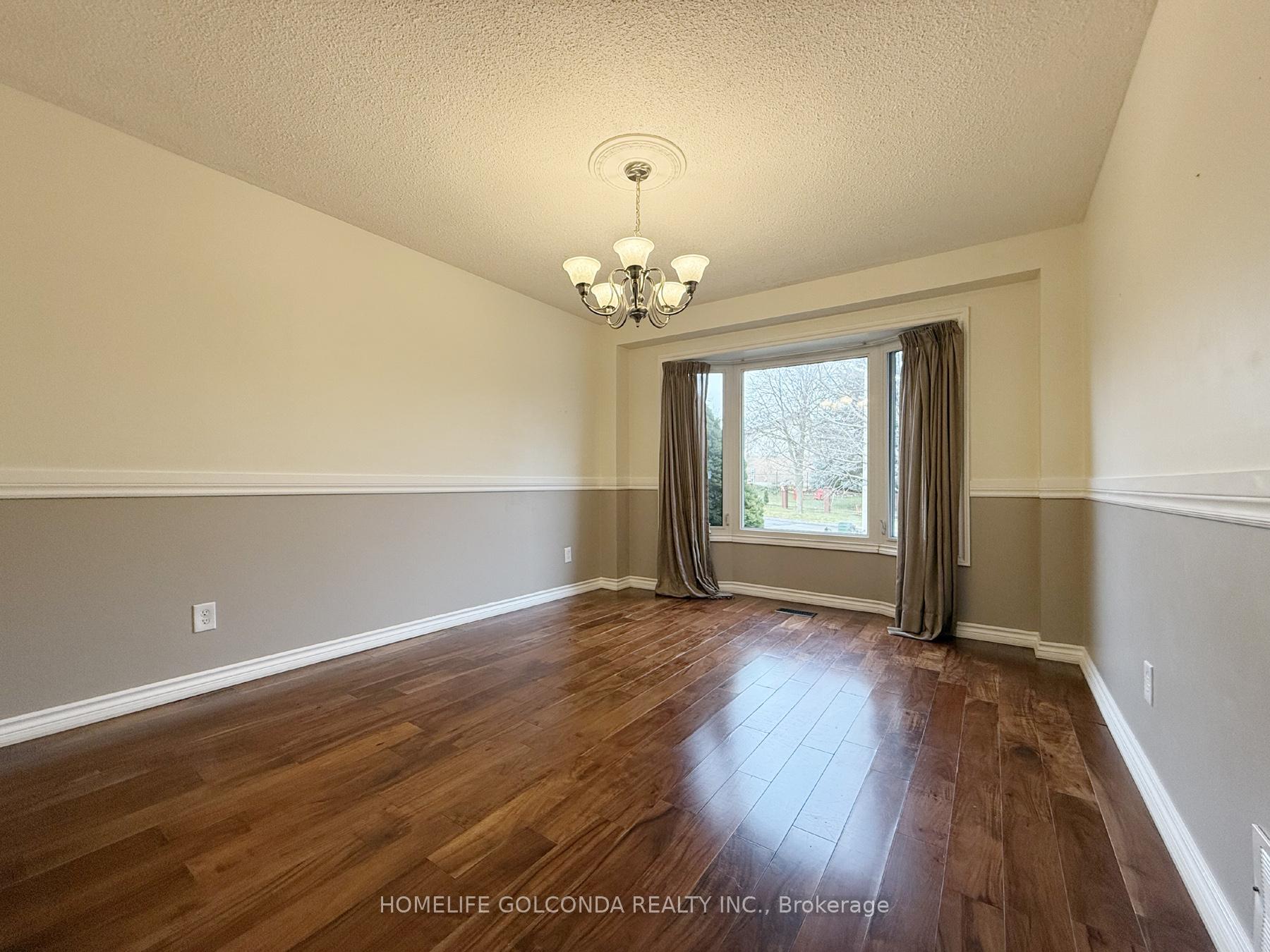 Photo 12 of 337 Aztec Drive, Oshawa, McLaughlin — HOMEH