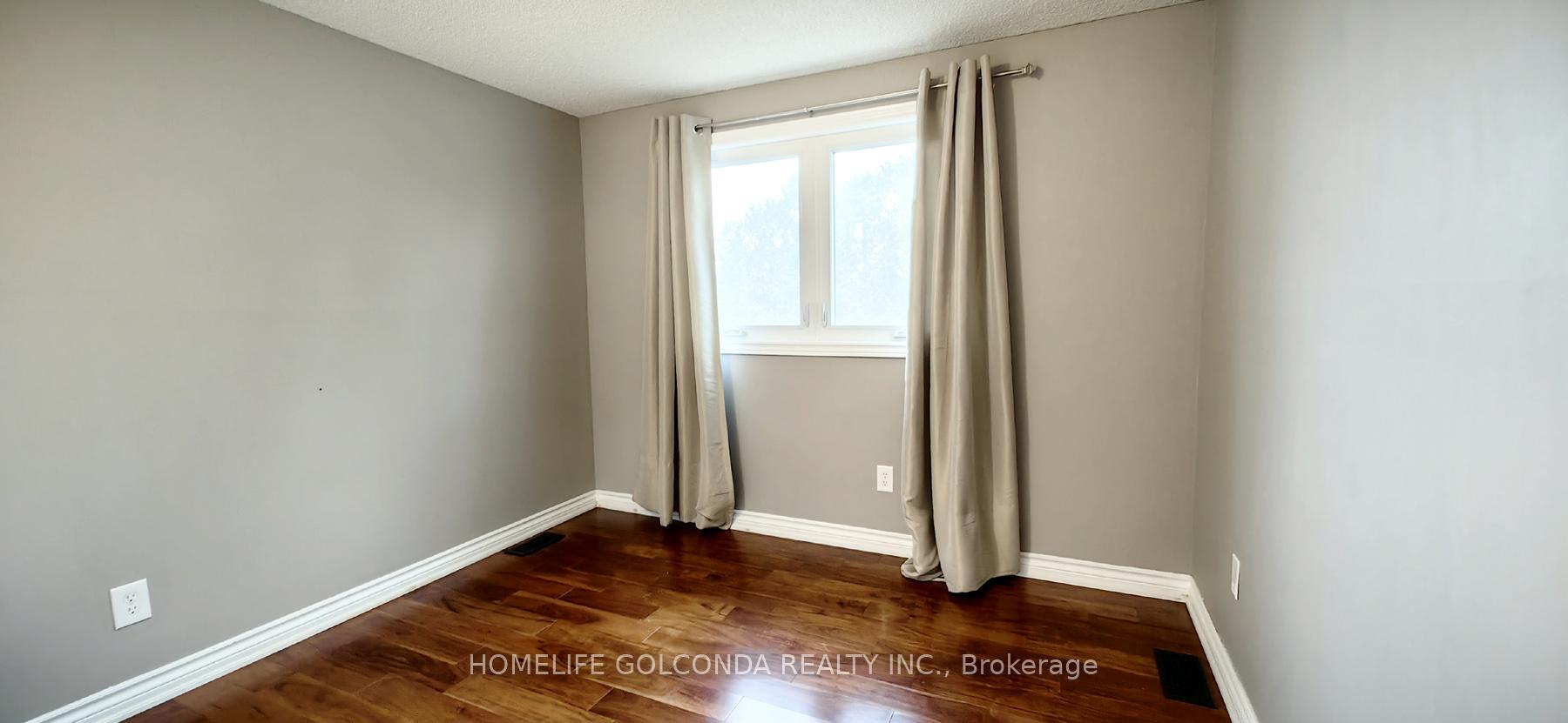 Photo 23 of 337 Aztec Drive, Oshawa, McLaughlin — HOMEH