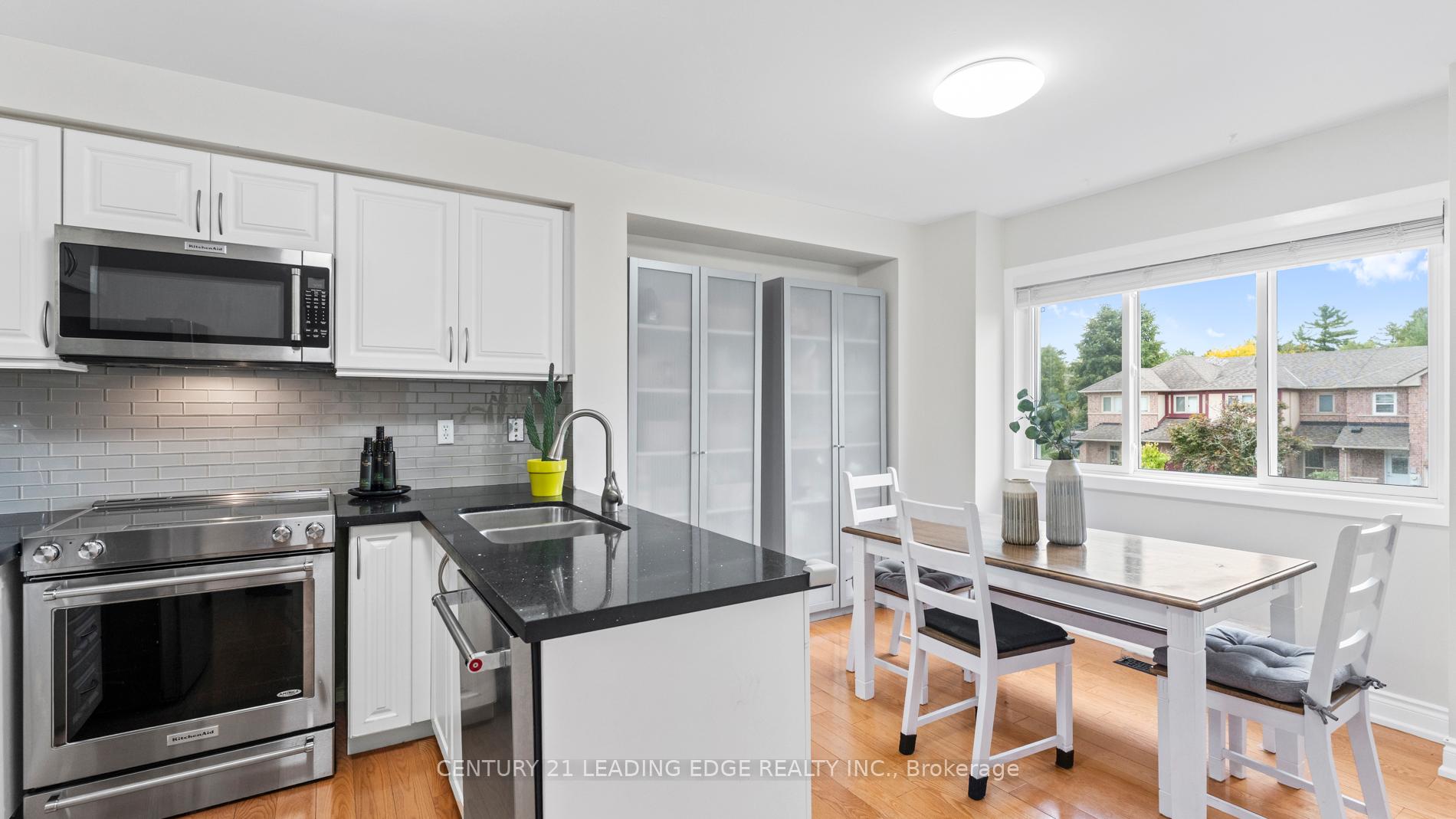 Photo 9 of 330 Sparrow Circle, Pickering, Highbush — HOMEH
