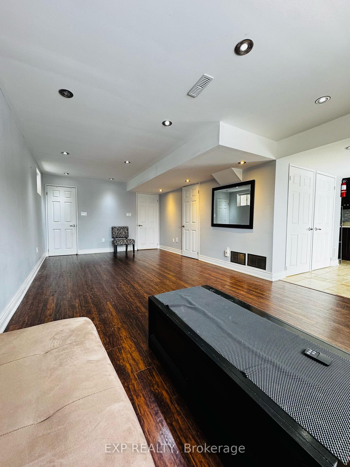 Photo 4 of 730 Yates Drive, Milton, Coates — HOMEH