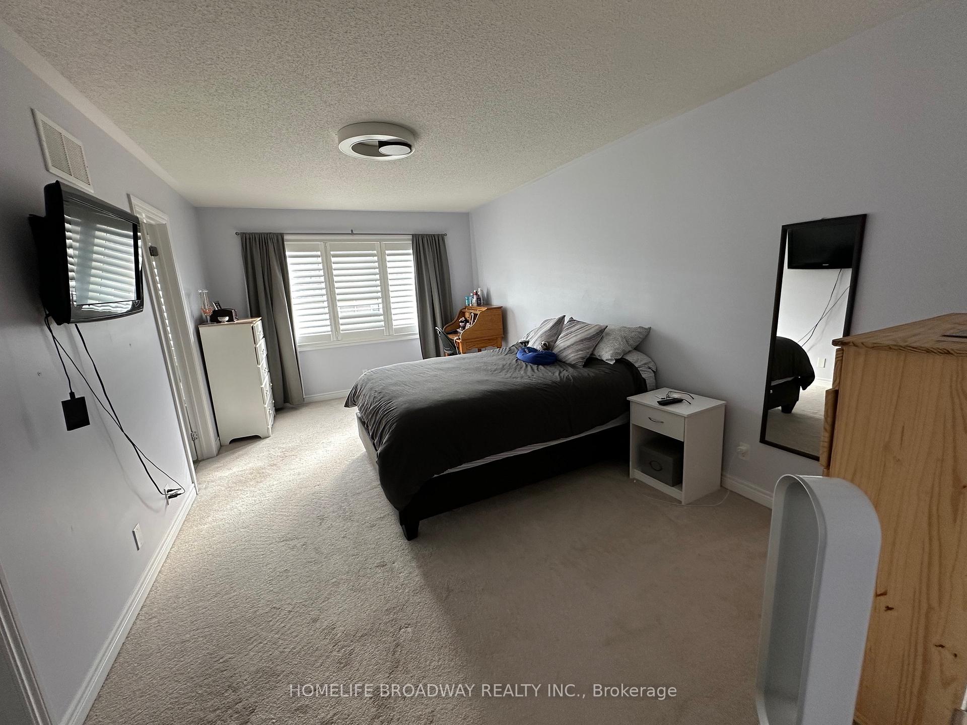 Photo 31 of 38 Great Gabe Crescent, Oshawa, Windfields — HOMEH