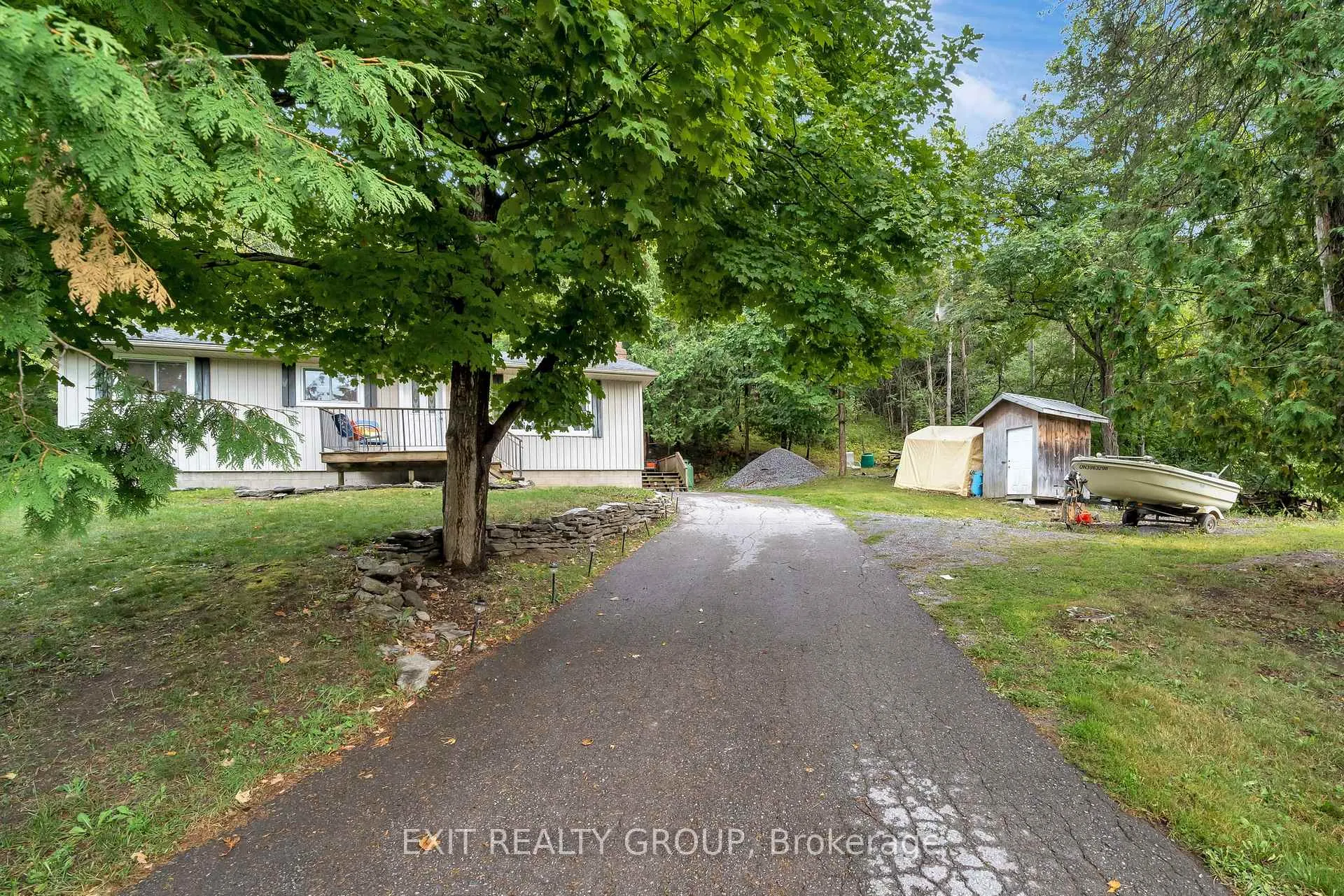 Front of 340 Frankford-Stirling Road