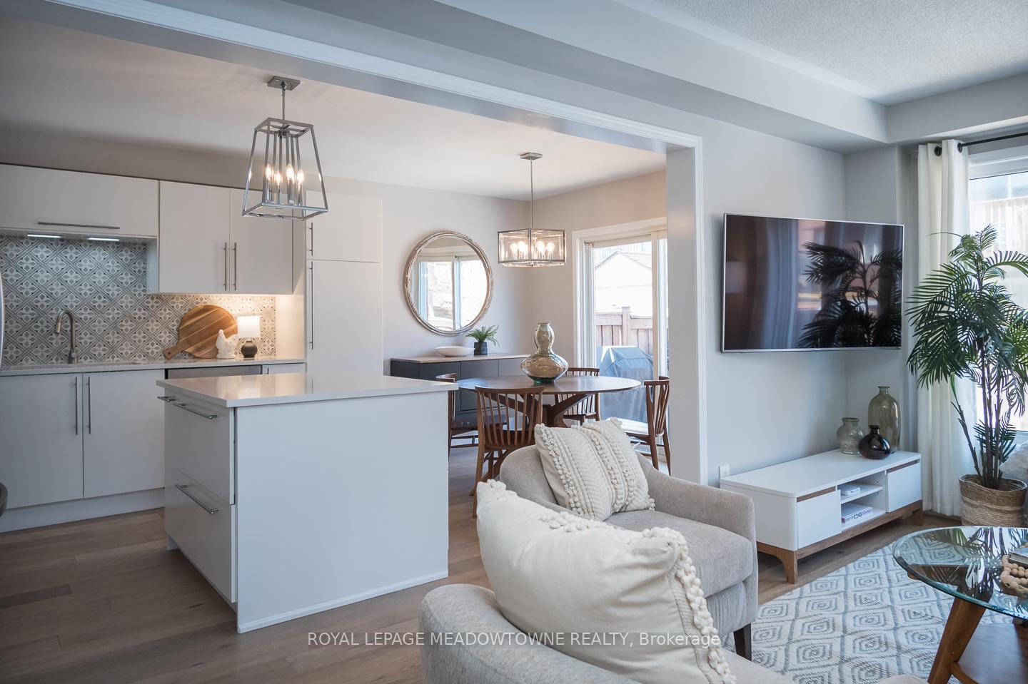 Photo 8 of 465 Tyrone Crescent, Milton, Willmott — HOMEH