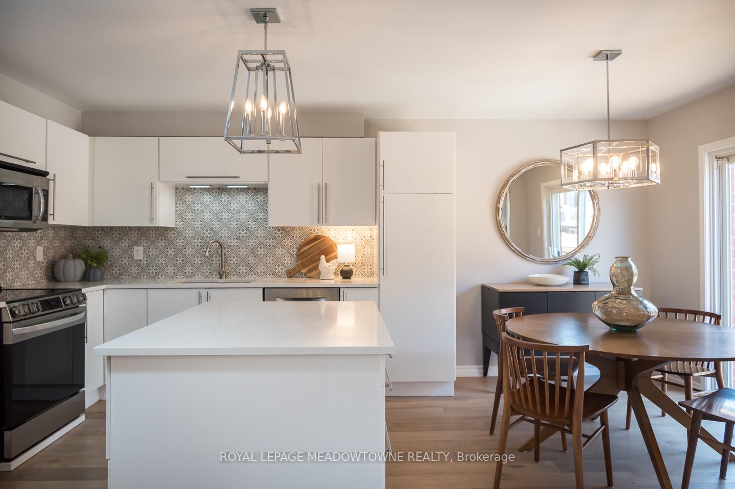 Photo 9 of 465 Tyrone Crescent, Milton, Willmott — HOMEH