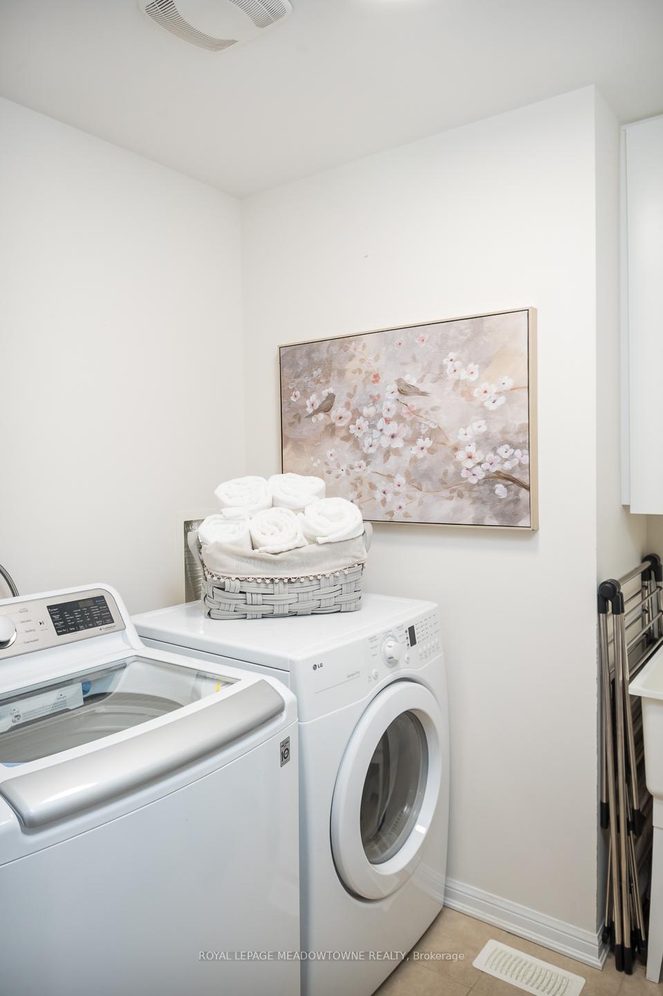 Photo 31 of 465 Tyrone Crescent, Milton, Willmott — HOMEH