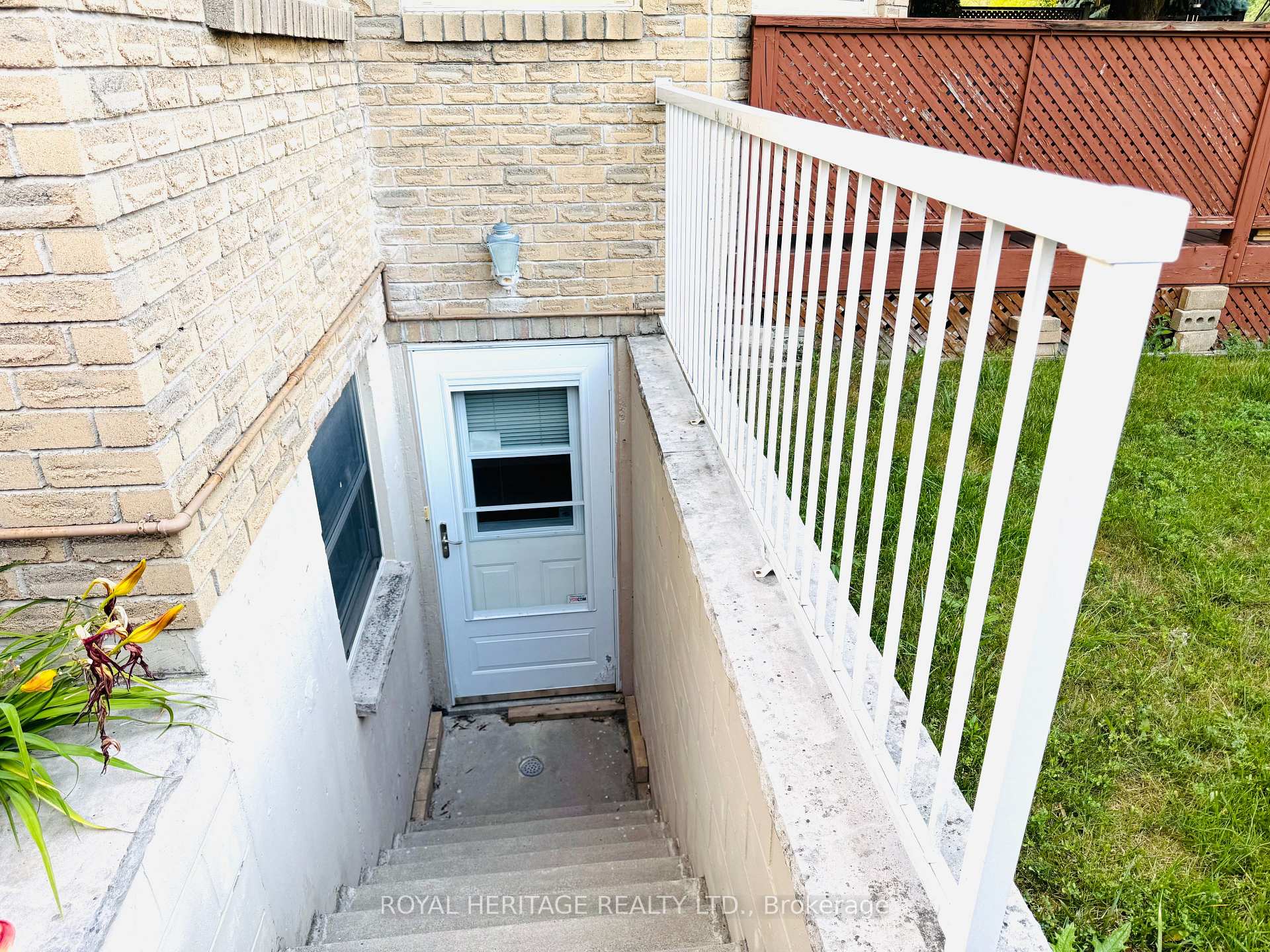 Photo 3 of Unit BSMT, 650 Cognac Crescent, Pickering, Amberlea — HOMEH