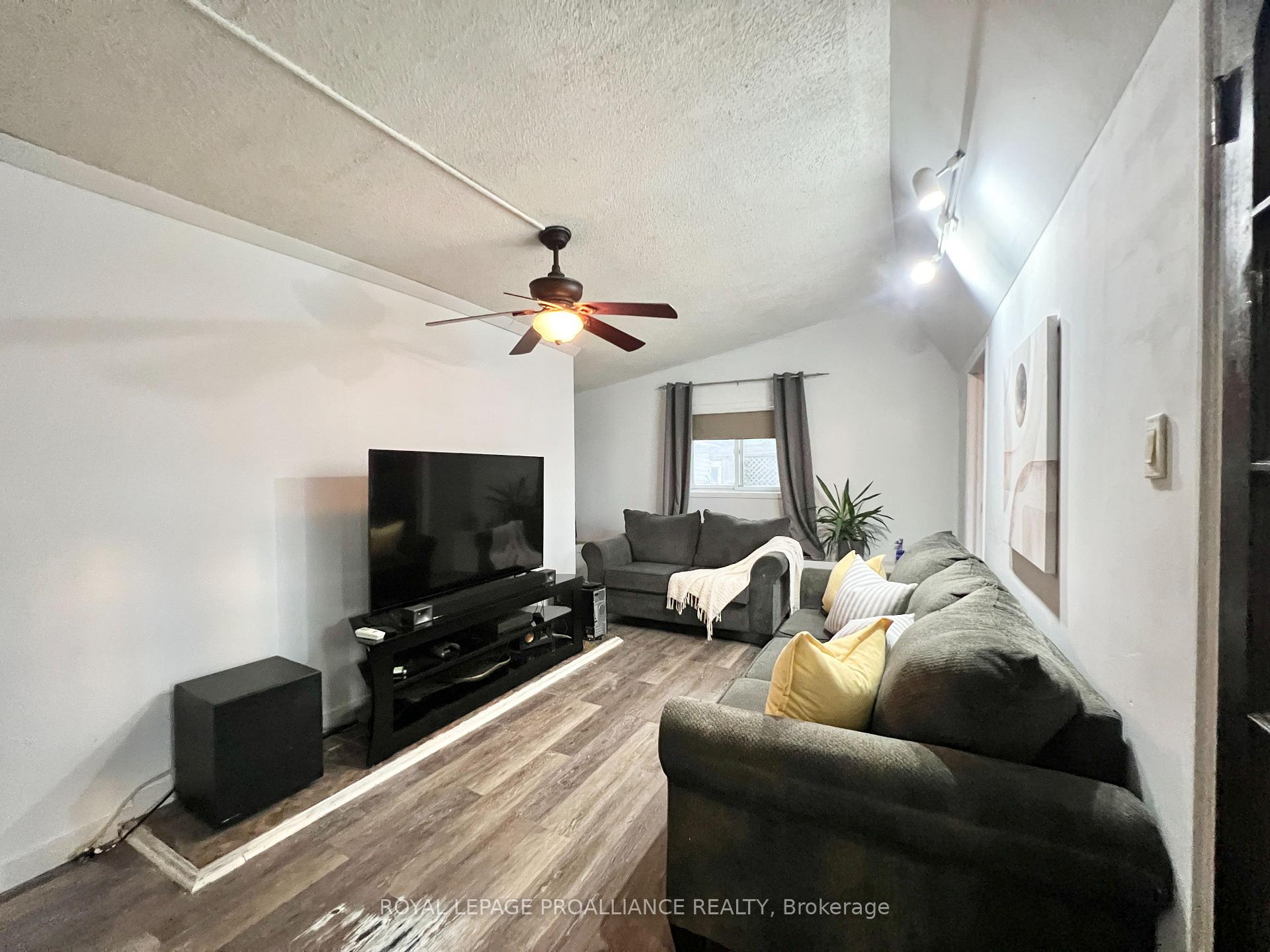 Photo 7 of 2112 Hamilton Road, Quinte West, Sidney Ward — HOMEH