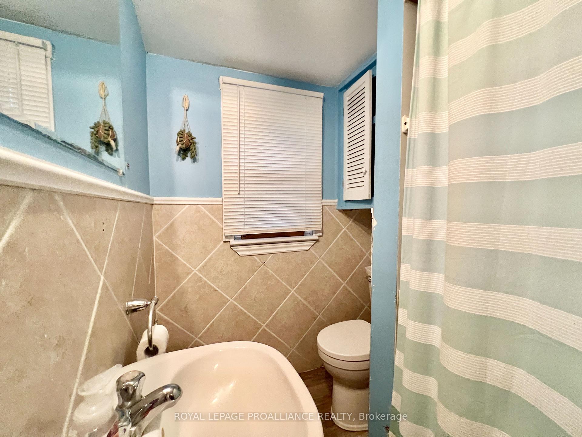 Photo 11 of 2112 Hamilton Road, Quinte West, Sidney Ward — HOMEH