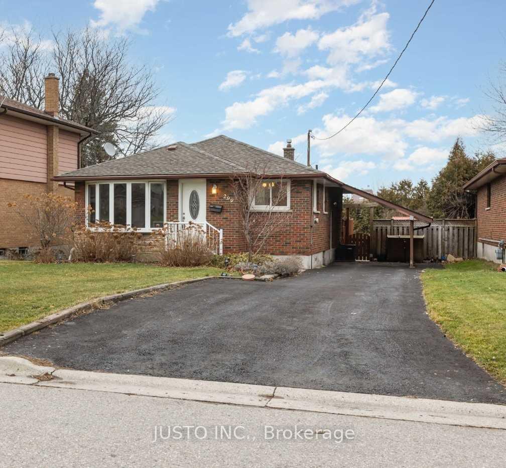 Photo 1 of 299 Fairlawn Court, Oshawa, McLaughlin — HOMEH