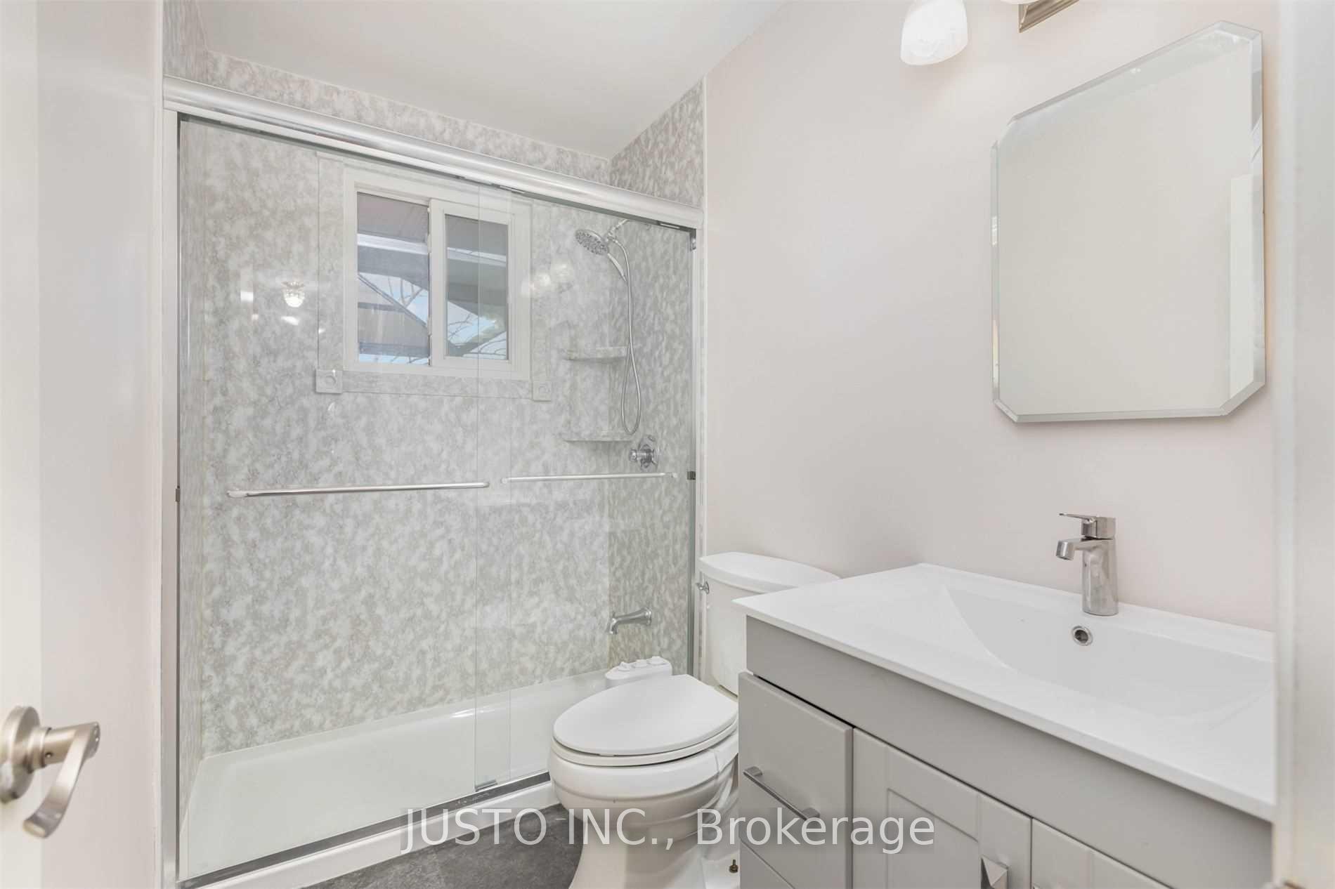 Photo 14 of 299 Fairlawn Court, Oshawa, McLaughlin — HOMEH