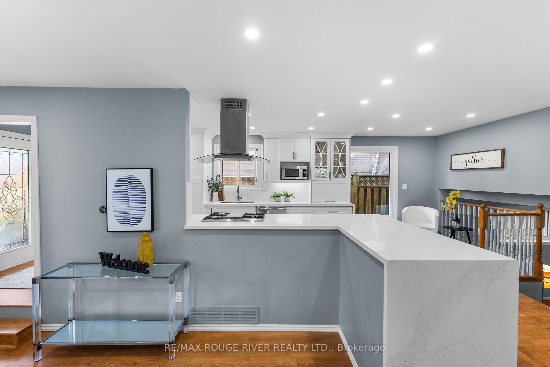 Photo 6 of 1764 Spruce Hill Road, Pickering, Dunbarton — HOMEH