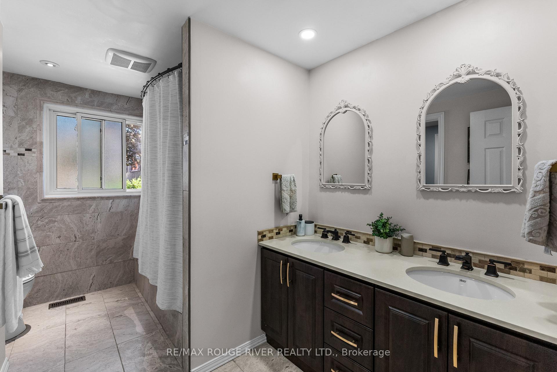 Photo 18 of 1764 Spruce Hill Road, Pickering, Dunbarton — HOMEH