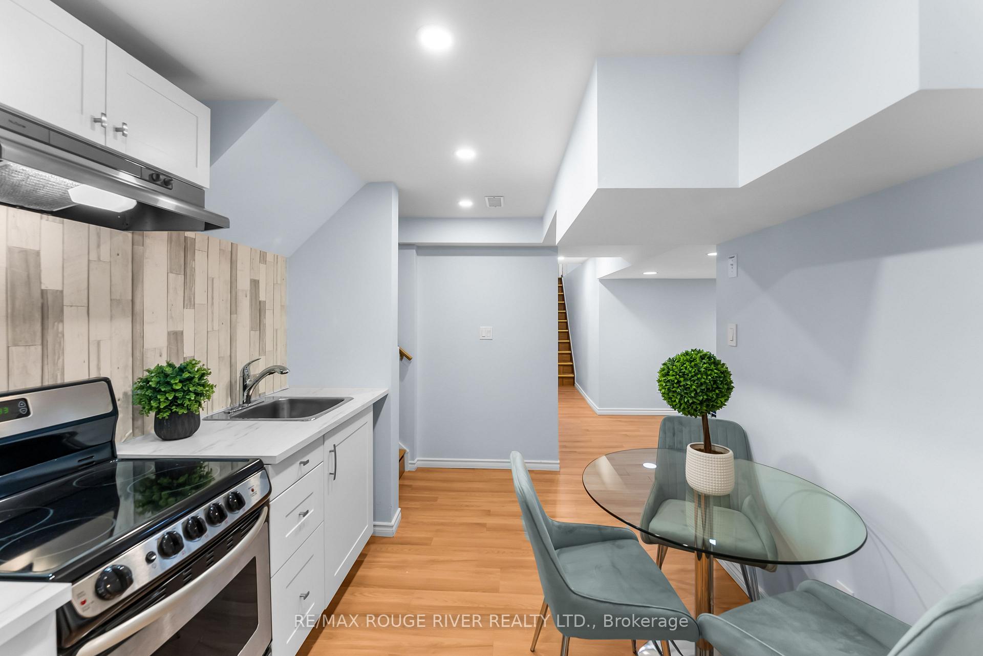 Photo 34 of 1764 Spruce Hill Road, Pickering, Dunbarton — HOMEH