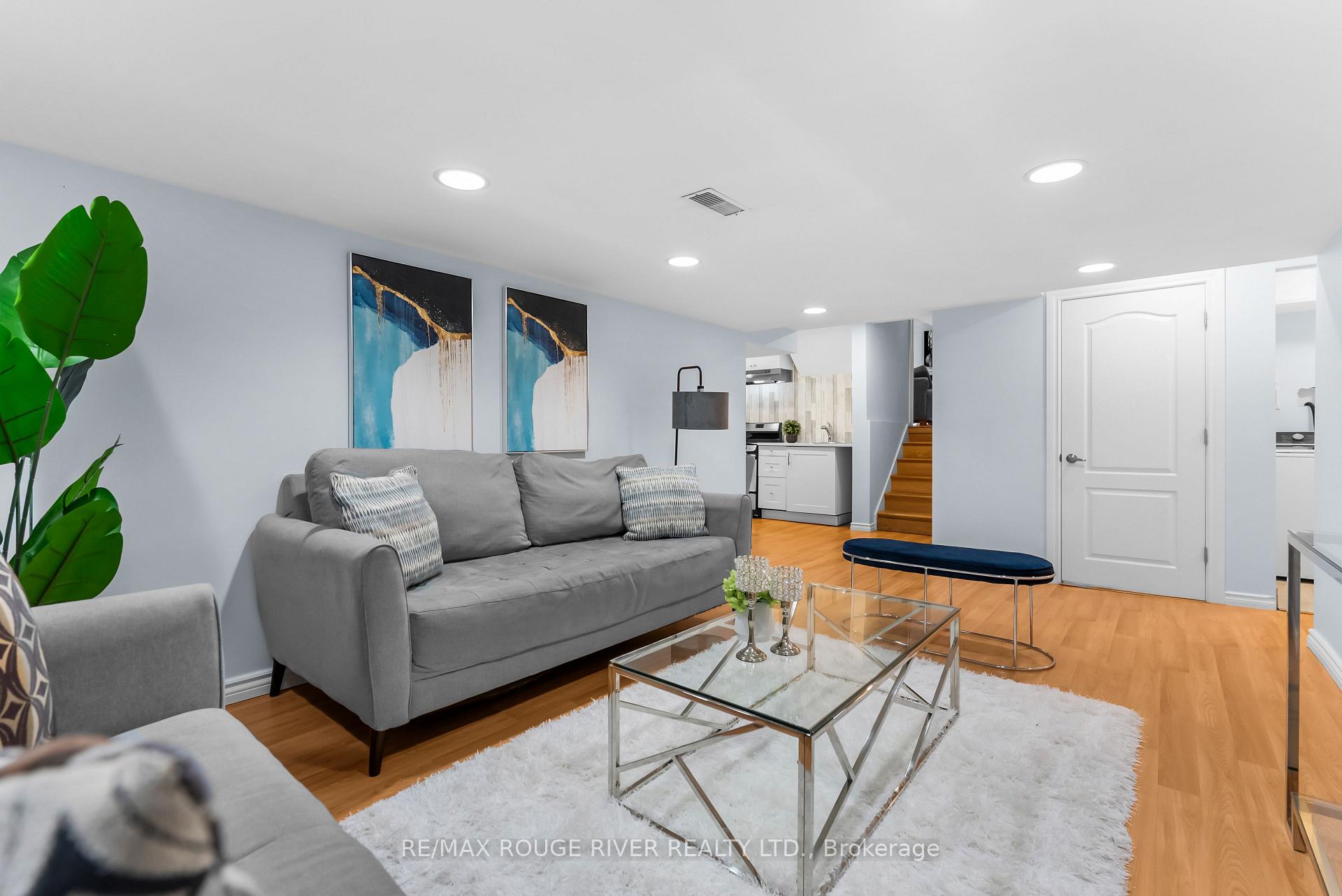 Photo 37 of 1764 Spruce Hill Road, Pickering, Dunbarton — HOMEH