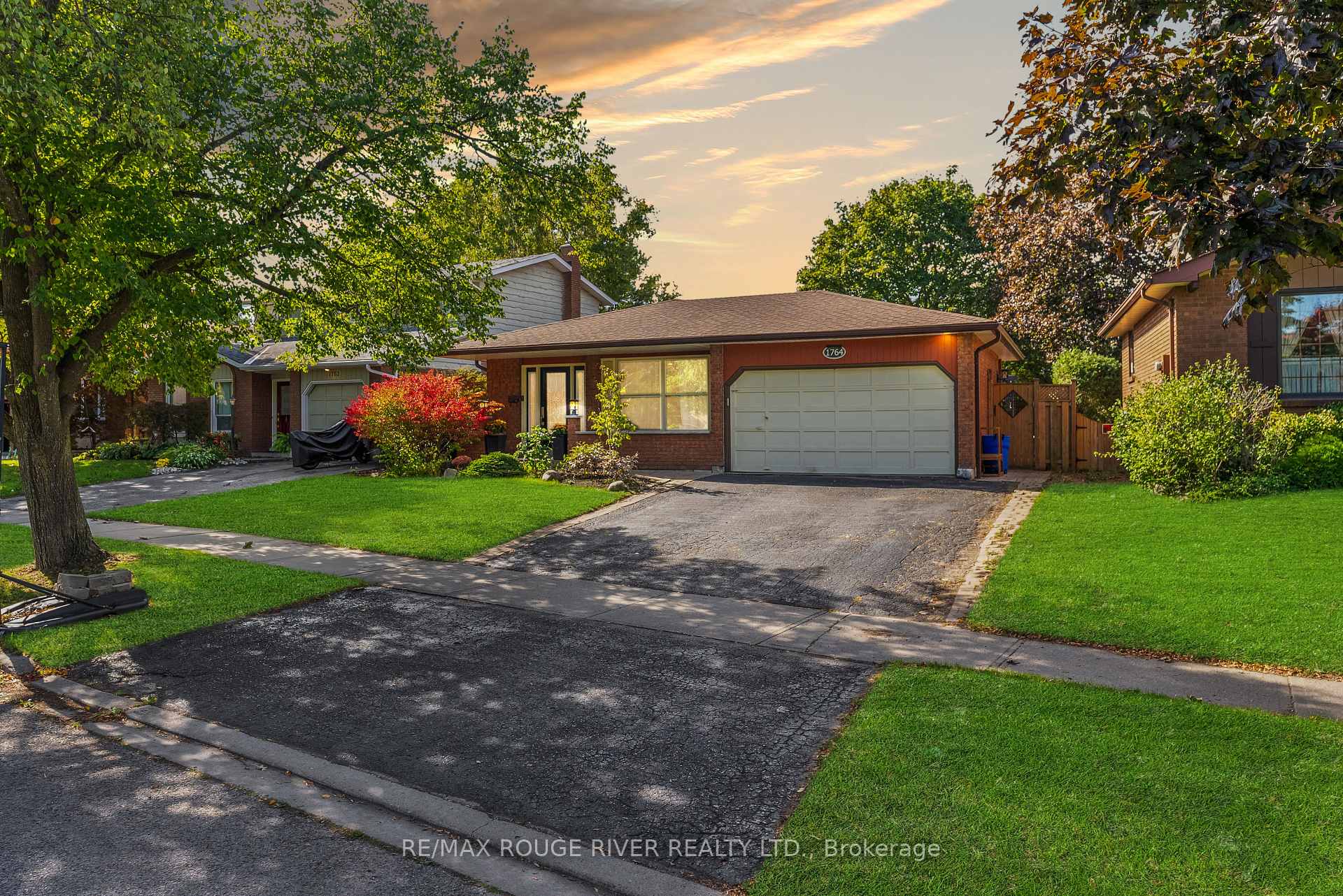 Photo 48 of 1764 Spruce Hill Road, Pickering, Dunbarton — HOMEH