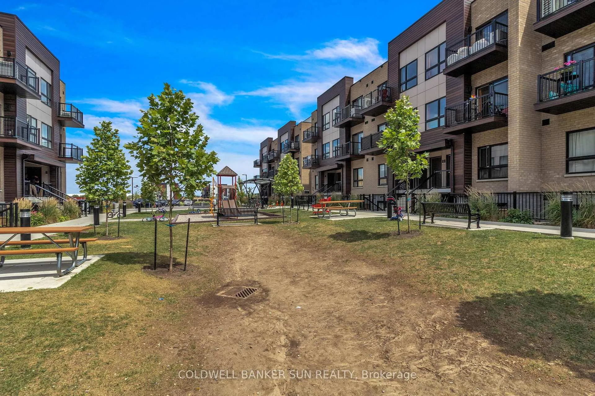 Photo 24 of Unit E12, 20 Palace Street, Kitchener — HOMEH