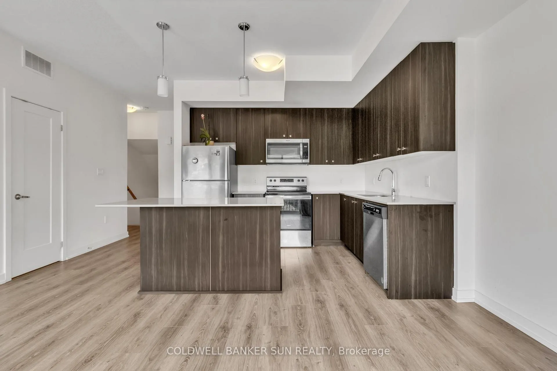 Photo 56 of Unit E12, 20 Palace Street, Kitchener — HOMEH