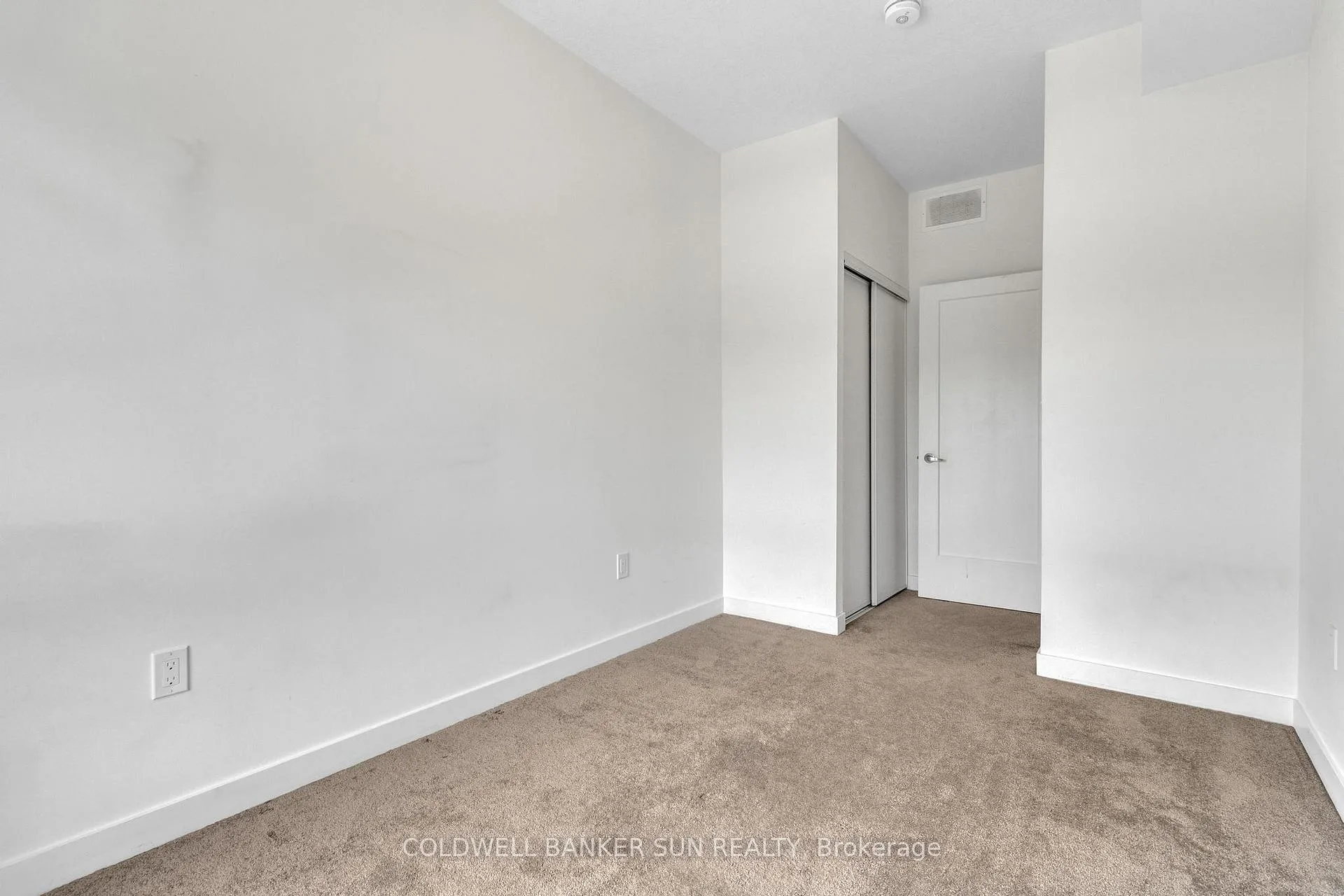 Photo 242 of Unit E12, 20 Palace Street, Kitchener — HOMEH