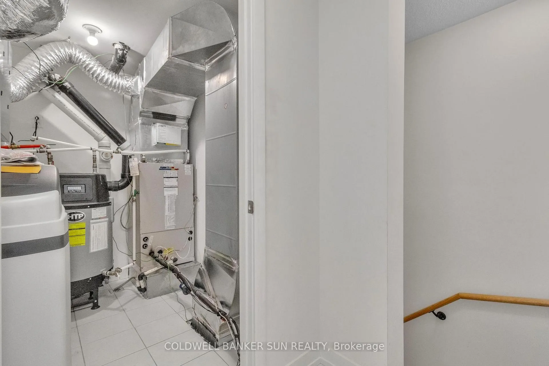 Photo 293 of Unit E12, 20 Palace Street, Kitchener — HOMEH