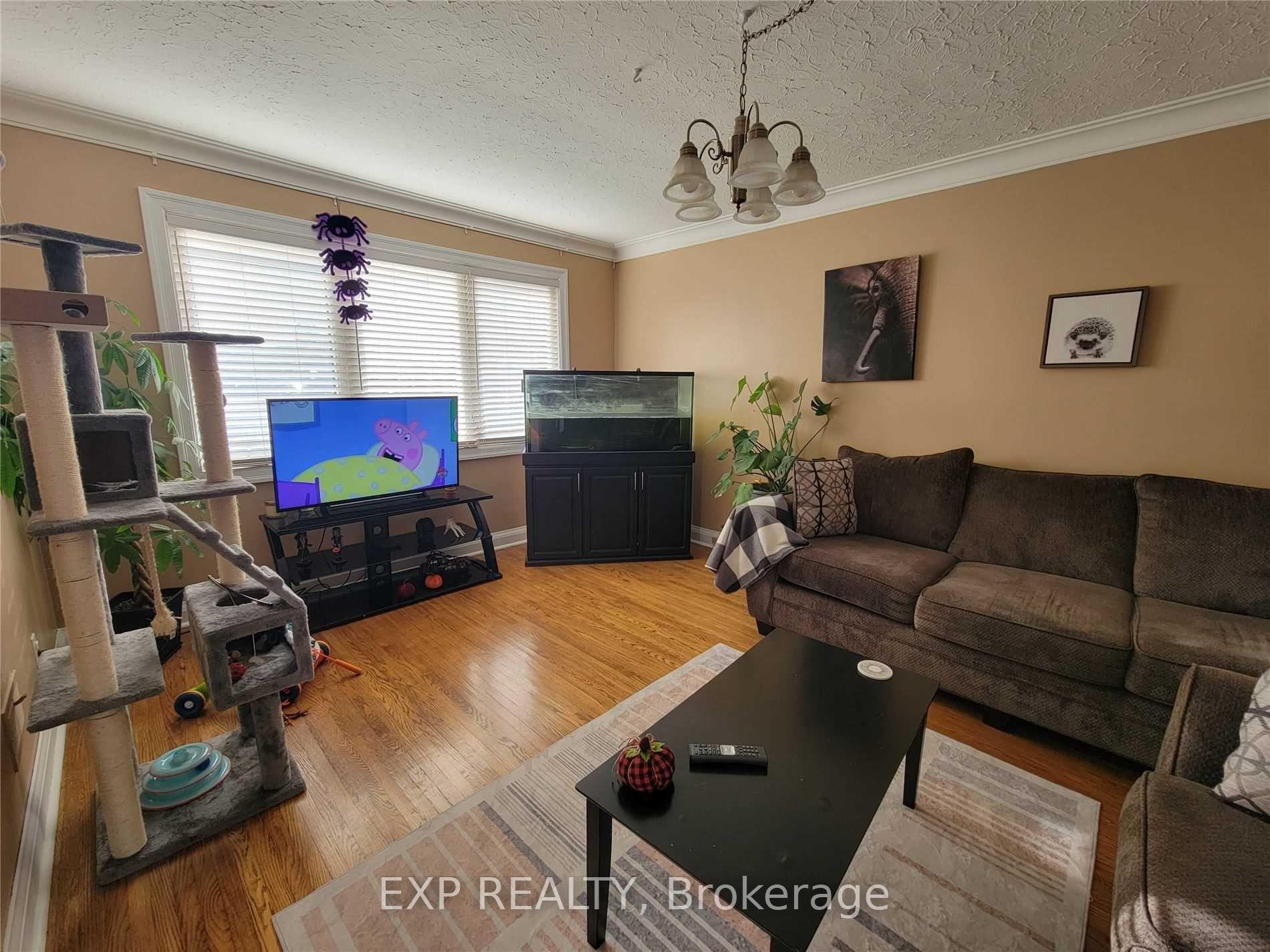 Photo 7 of 819 Ritson Road S, Oshawa, Lakeview — HOMEH