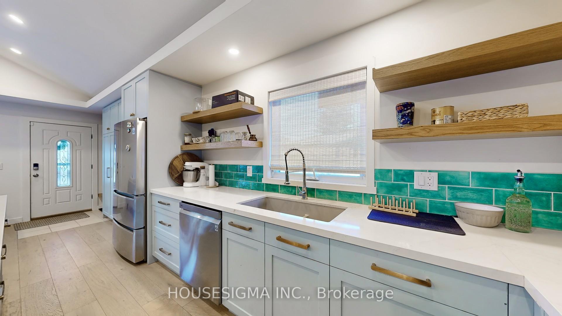 Photo 10 of 745 Marksbury Road, Pickering, West Shore — HOMEH