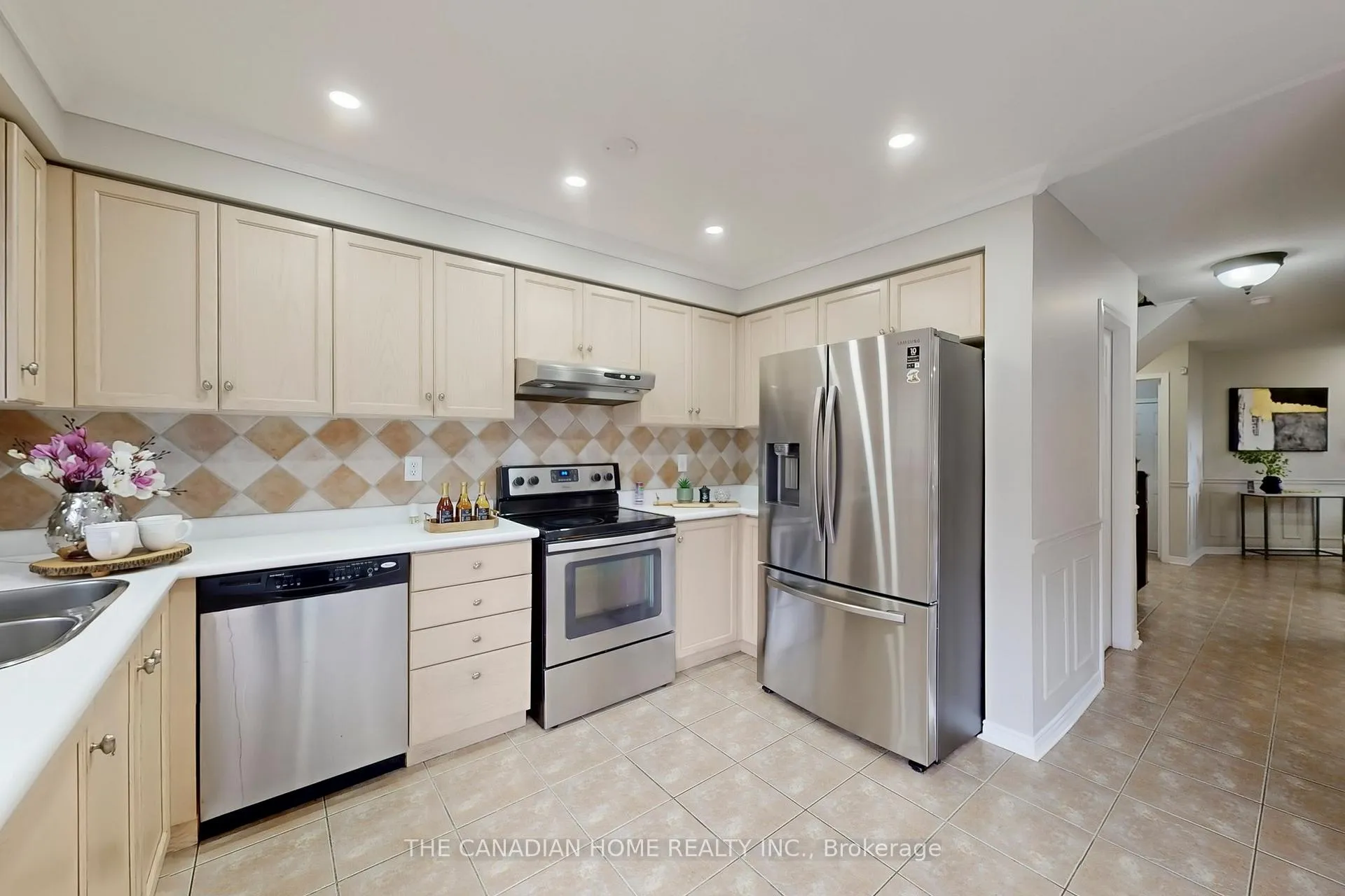 Photo 16 of 53 Ripley Crescent, Brampton, Fletcher's West — HOMEH
