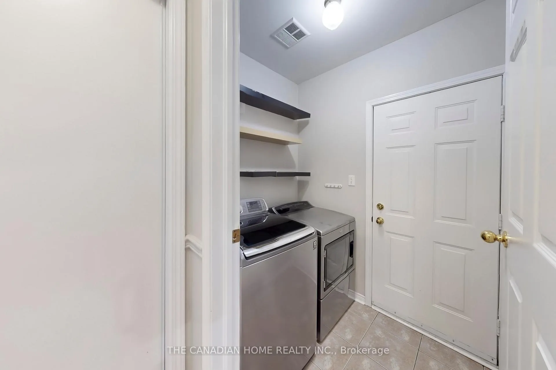Photo 25 of 53 Ripley Crescent, Brampton, Fletcher's West — HOMEH