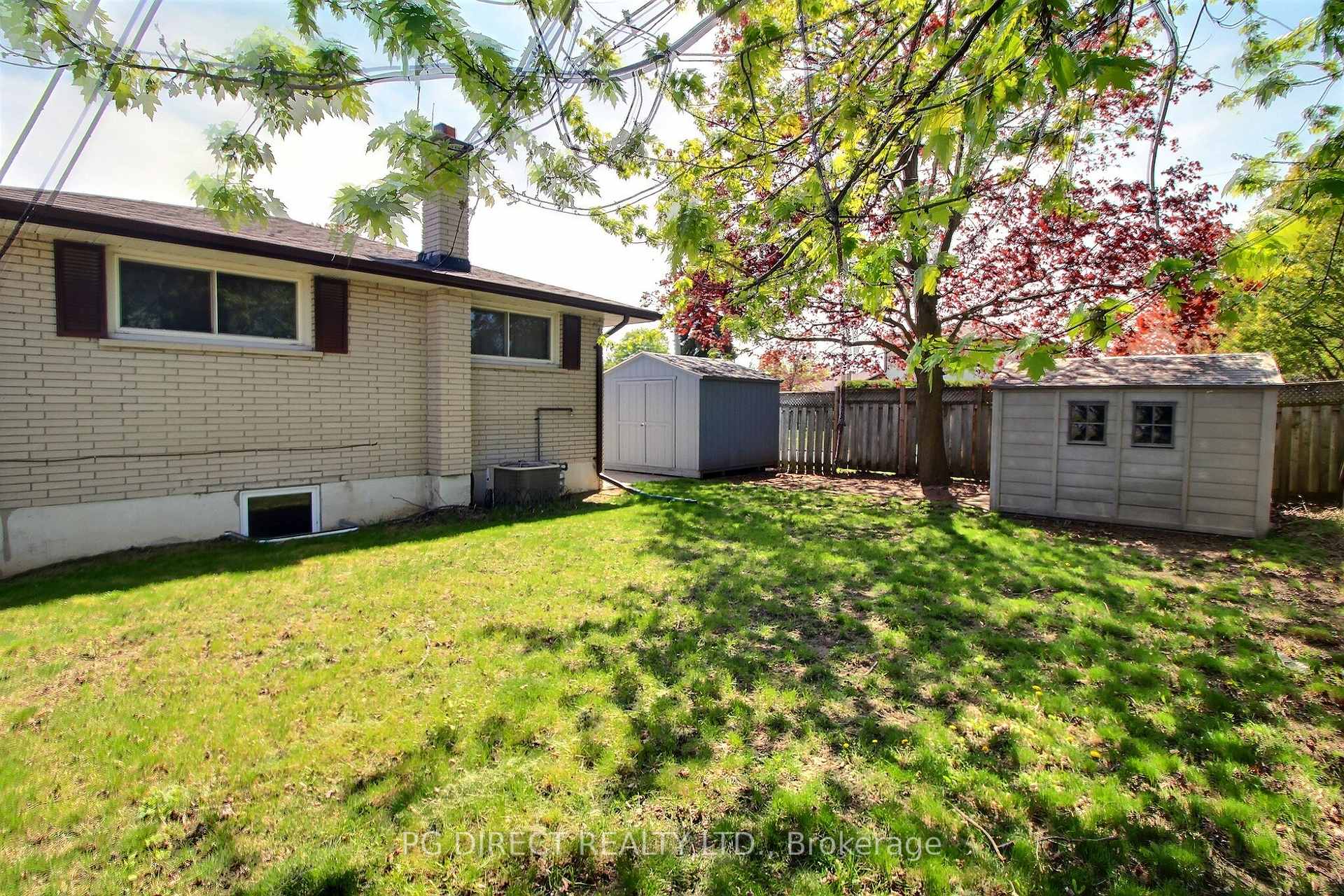 Photo 20 of 120 Seneca Avenue, Oshawa, Samac — HOMEH