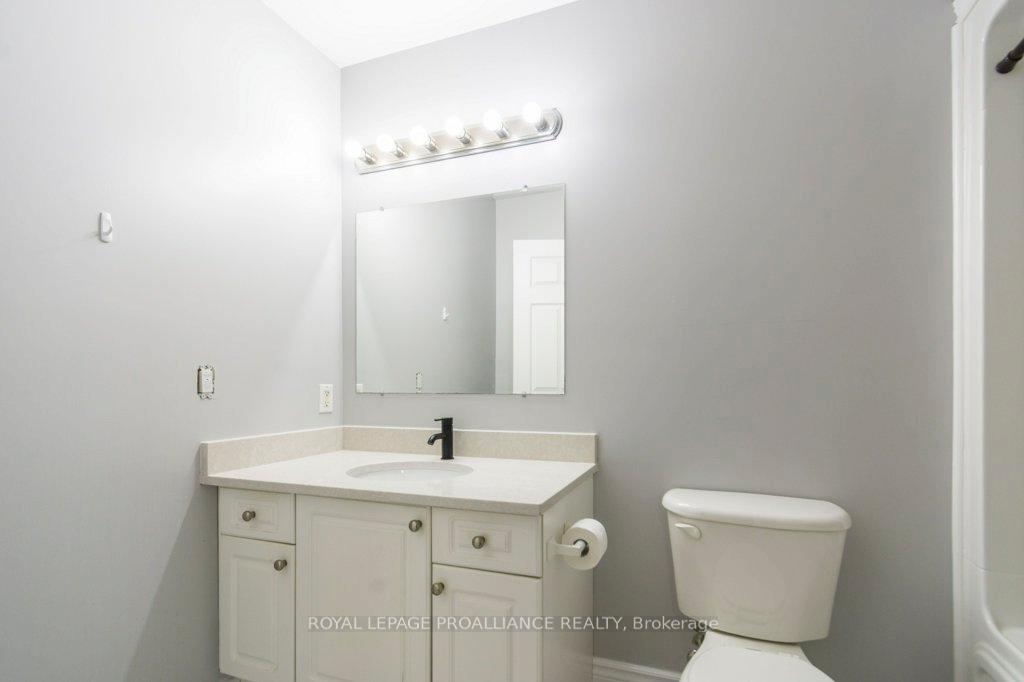 Photo 15 of 23 Sunshine Lane, Quinte West, Murray Ward — HOMEH