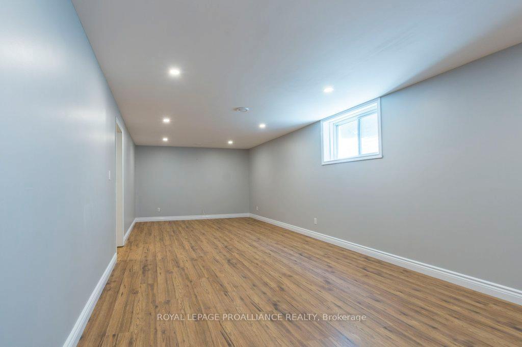 Photo 20 of 23 Sunshine Lane, Quinte West, Murray Ward — HOMEH
