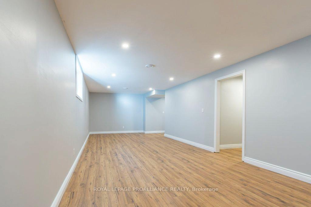 Photo 21 of 23 Sunshine Lane, Quinte West, Murray Ward — HOMEH