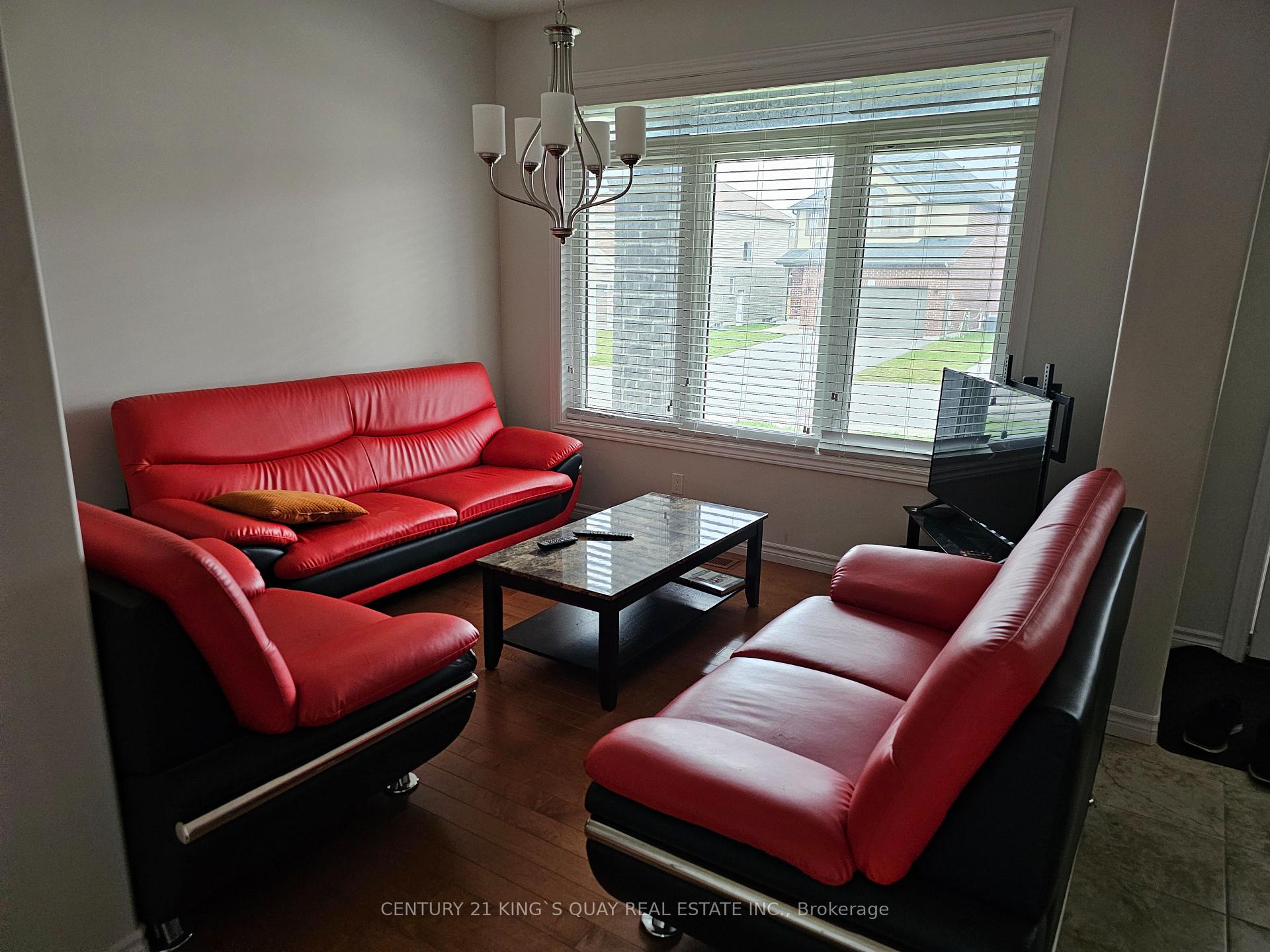 Photo 3 of 32 Stonecrest Boulevard, Quinte West, Sidney Ward — HOMEH
