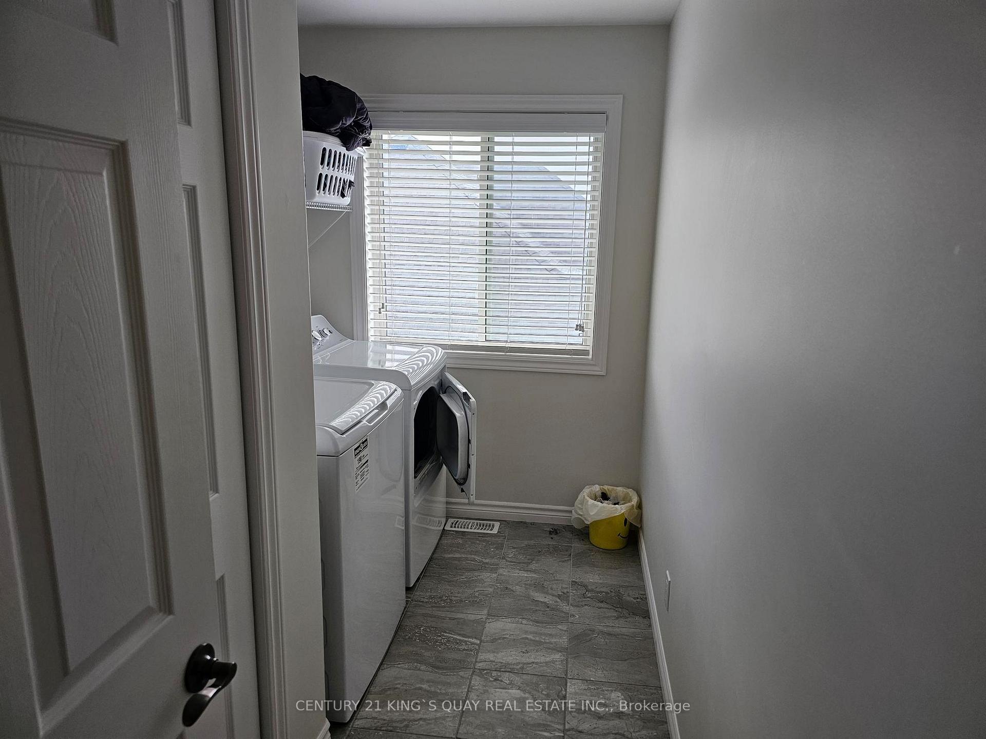 Photo 12 of 32 Stonecrest Boulevard, Quinte West, Sidney Ward — HOMEH