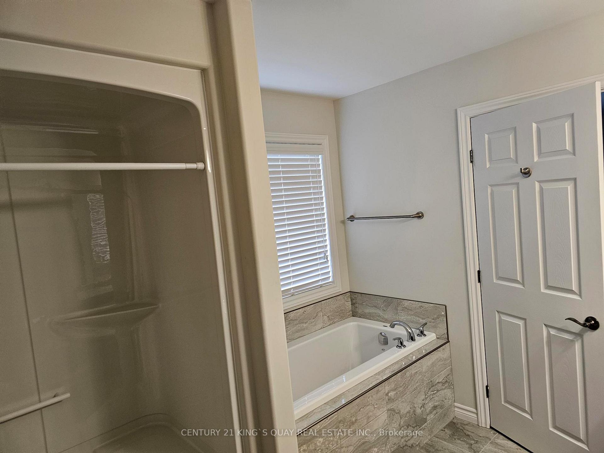 Photo 15 of 32 Stonecrest Boulevard, Quinte West, Sidney Ward — HOMEH